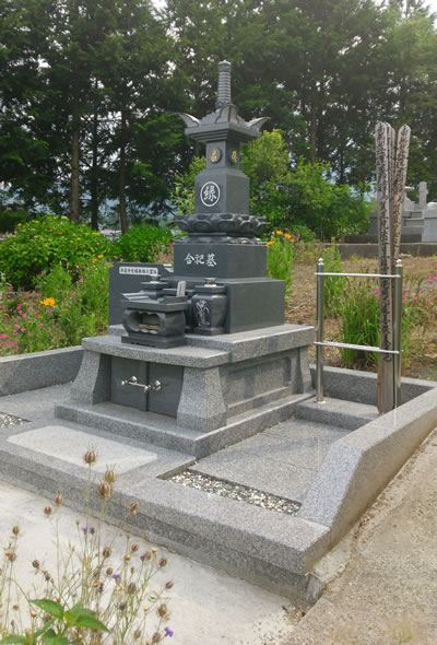 浄蓮寺合同型供養墓